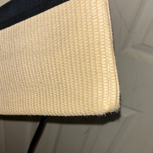 Kate Spade Cobble Hill Crossbody - Picture 8 of 14